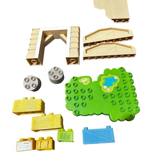 Mega Bloks First Builders Mixed Farm Ranch House Lot Animals People Vehicles - Picture 5 of 16